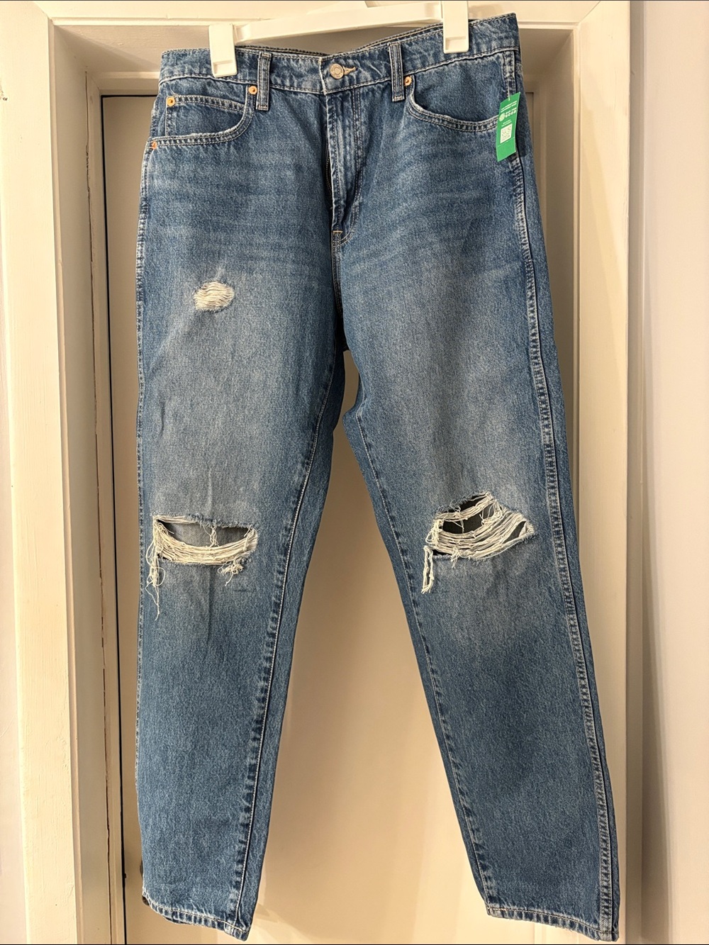 GAP Women's Straight Leg Distressed Jeans - Medium Blue